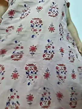 cutiecatty21 online show from 04.17.26