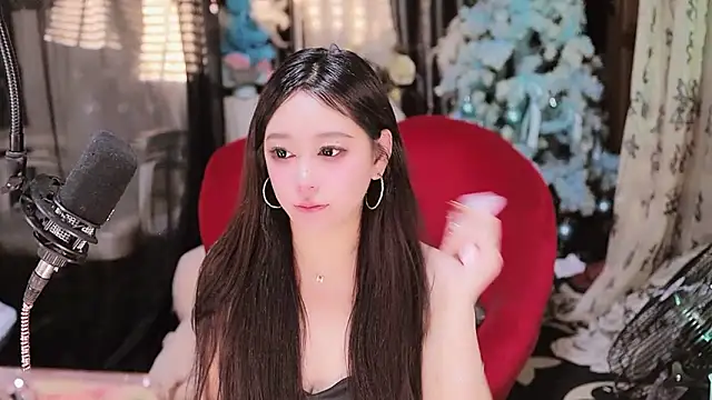 Missy Nana21 online show from 11.14.25