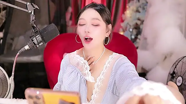 Missy Nana21 online show from 05.24.26