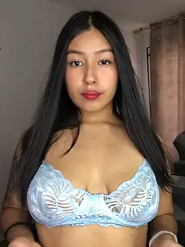 EmmaRossem online show from 04.01.26