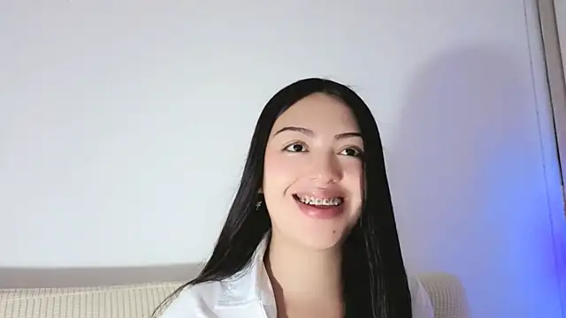 Sweet-Sophiee online show from 07.21.26