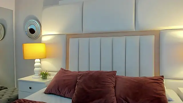 Snapshot of AmbarSantany chatting on 01.08.25 AmbarSantany online show from 01.08.25