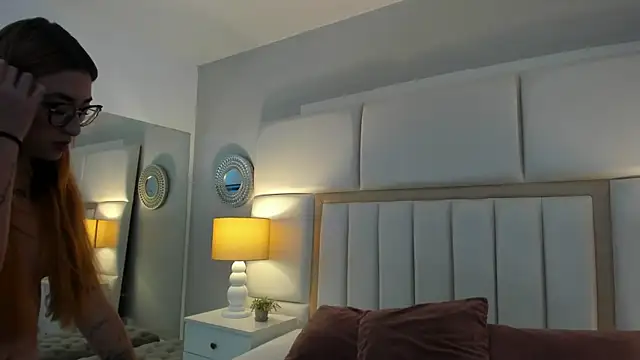 Snapshot of AmbarSantany chatting on 01.21.25 AmbarSantany online show from 01.21.25