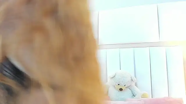 Snapshot of AmbarSantany chatting on 03.22.25 AmbarSantany online show from 03.22.25