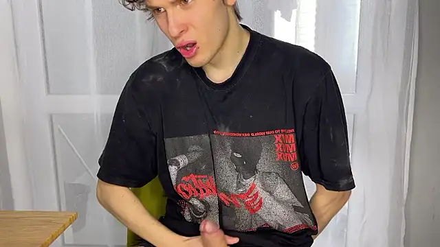 alyx garden online show from 03.14.26