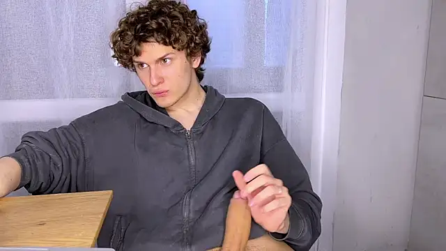 alyx garden online show from 04.06.26