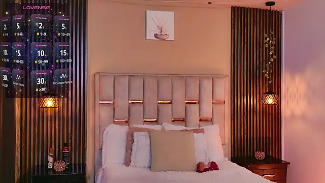 Nathan Smith  online show from 07.10.26