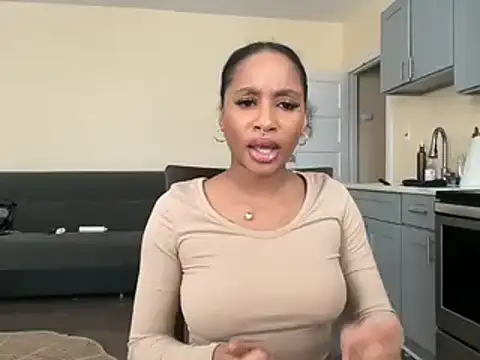 shandiloveslemonss online show from 12.15.24