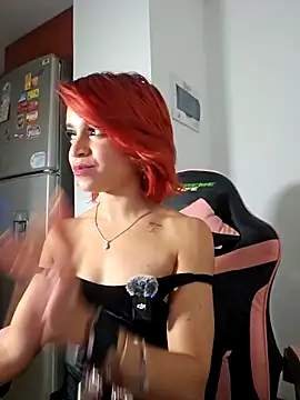 Snapshot of midas307k_ chatting on 12.17.24 midas307k online show from 12.17.24