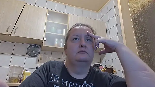 Snapshot of melissaBlessing chatting on 06.14.26 melissaBlessing online show from 06.14.26