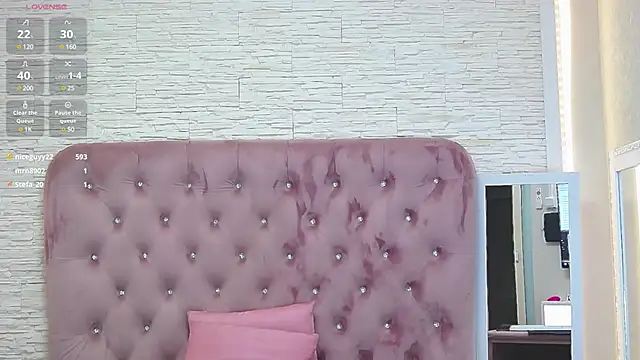 KikiSweet08 online show from 02.28.25