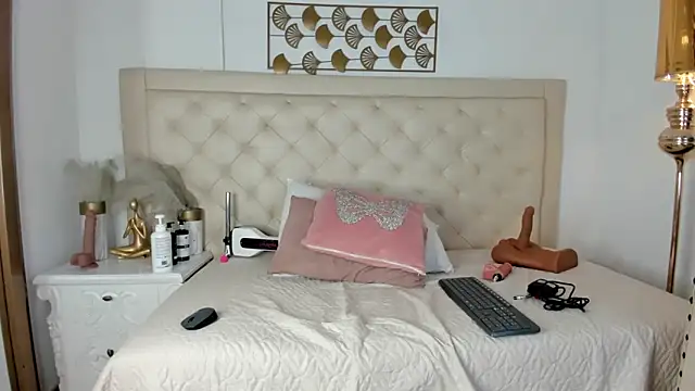 Snapshot of _chloe_adams chatting on 02.13.25 chloe adams online show from 02.13.25