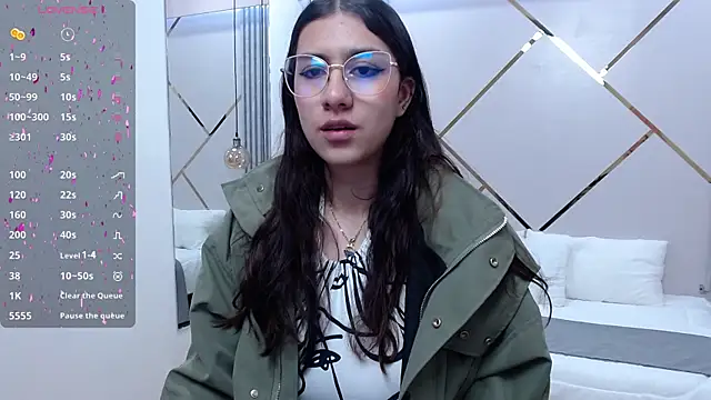 Lita Rogers online show from 01.02.25