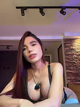 Snapshot of carolynnetrujillo chatting on 05.18.26 carolynnetrujillo online show from 05.18.26