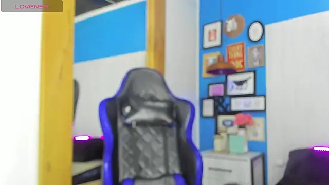 Drake Nassir4 online show from 10.22.25