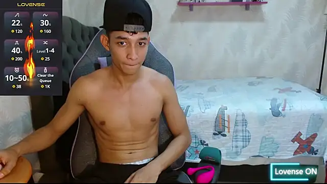jose sexycumm online show from 03.22.25