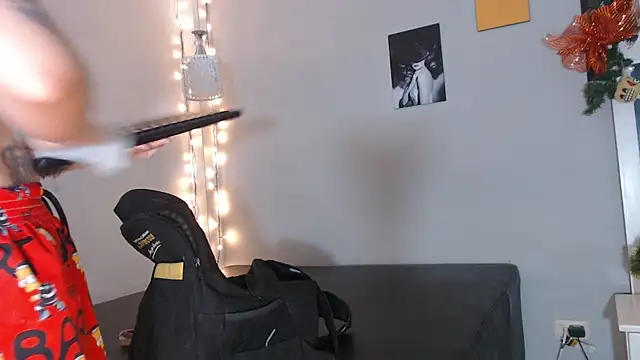 Kimandyuk online show from 12.18.24