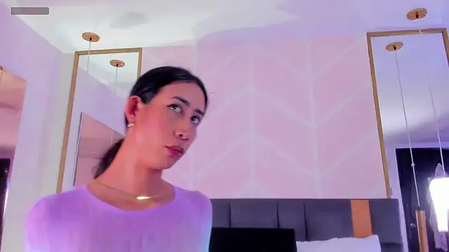 GabyPetit online show from 12.01.25