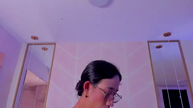 GabyPetit online show from 02.06.26