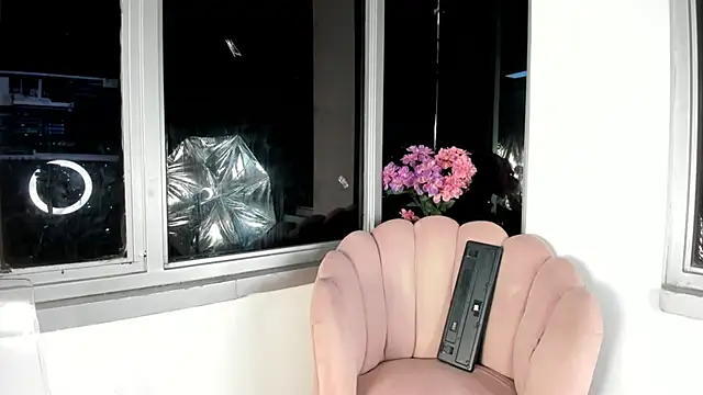 Megan Lim online show from 01.11.25