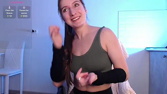 Eva Hailey  online show from 03.04.25