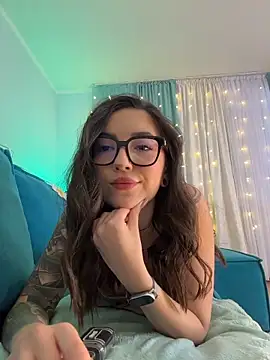 Oh My Dianee online show from 04.06.26