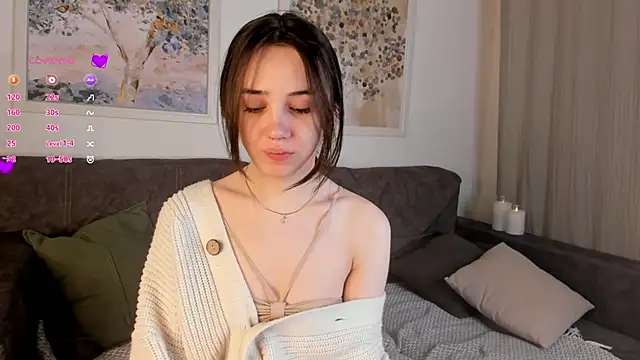 GillianDowdey online show from 02.08.25