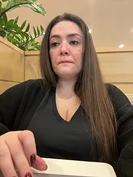 Sophie Eaton online show from 10.30.25