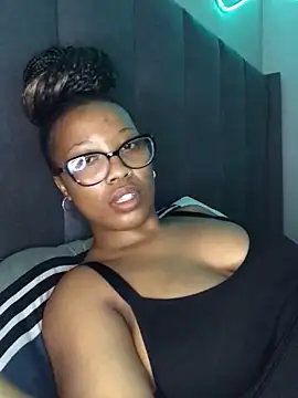 SZA Doja online show from 10.18.25