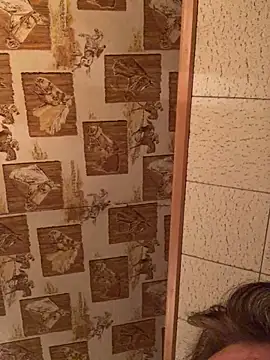 Snapshot of Tonybaloney1972 chatting on 12.29.24 Tonybaloney1972 online show from 12.29.24