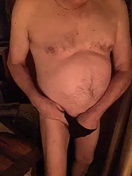 Snapshot of Tonybaloney1972 chatting on 01.14.25 Tonybaloney1972 online show from 01.14.25