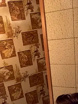 Snapshot of Tonybaloney1972 chatting on 09.18.25 Tonybaloney1972 online show from 09.18.25