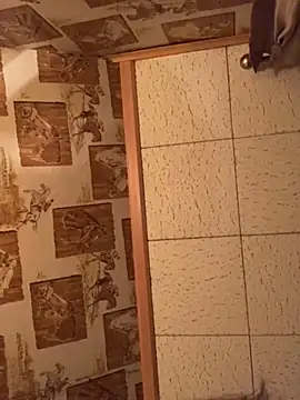 Snapshot of Tonybaloney1972 chatting on 10.06.25 Tonybaloney1972 online show from 10.06.25