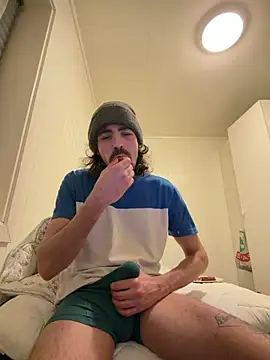 wolfwhite95 online show from 04.06.26