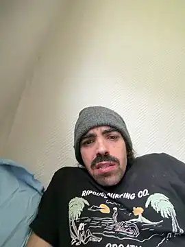 Snapshot of wolfwhite95 chatting on 06.02.26 wolfwhite95 online show from 06.02.26