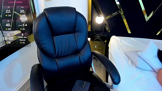 ninfomaria  online show from 02.10.25