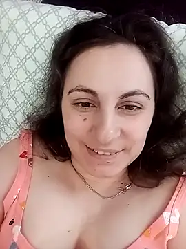 ShelaDiass online show from 04.17.26