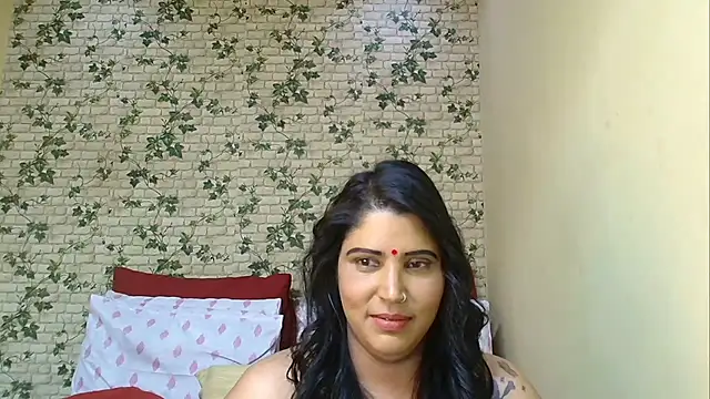 Snapshot of XIndianintimacy chatting on 04.24.26 XIndianintimacy online show from 04.24.26