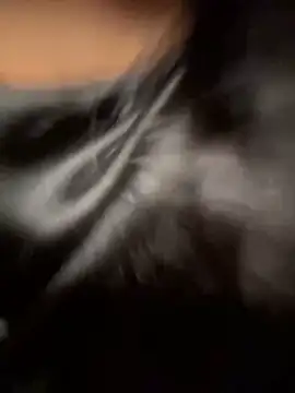 Snapshot of MollySanders___ chatting on 12.20.24 MollySanders online show from 12.20.24