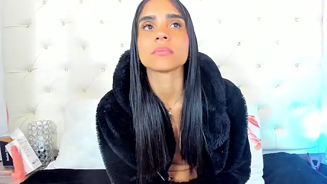 sophie pariss online show from 02.21.25