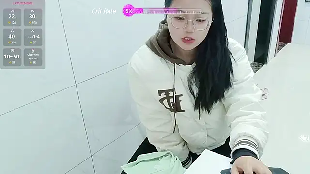 luoxuwen online show from 02.10.25