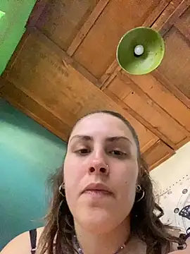 isadelasestrellas online show from 09.09.25