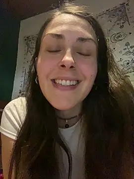 Snapshot of isadelasestrellas chatting on 05.13.26 isadelasestrellas online show from 05.13.26