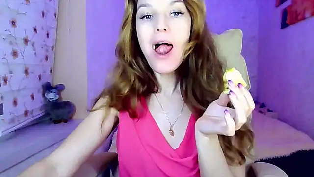 impossibleluna online show from 12.13.25