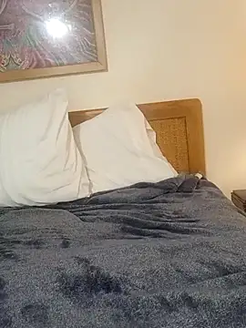 Snapshot of dcrick978 chatting on 10.23.25 dcrick978 online show from 10.23.25