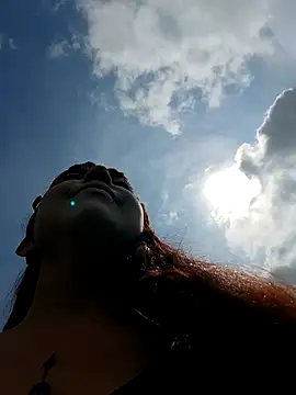 madelaine- online show from 03.12.25