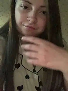 Snapshot of fairy365 chatting on 05.18.26 fairy365 online show from 05.18.26