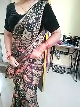 Snapshot of PayalSharmahot143 chatting on 12.22.25 PayalSharmahot143 online show from 12.22.25