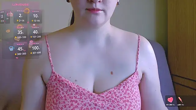 ChubbyMaia online show from 03.08.25