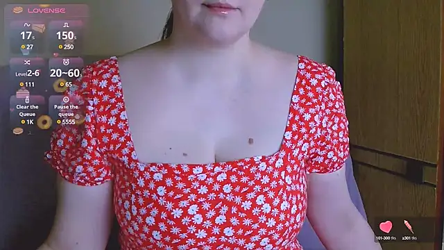 ChubbyMaia online show from 03.13.25